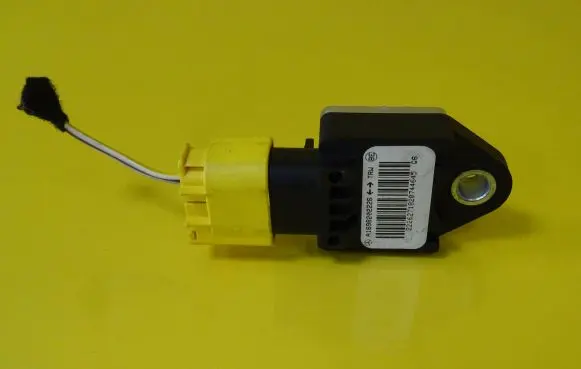 Mercedes-Benz A W169 Airbag deployment crash/impact sensor A1698202226