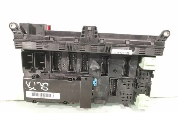 BMW X5 E53 Fuse box set 8380407