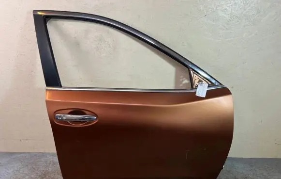Nissan X-Trail T32 Front door