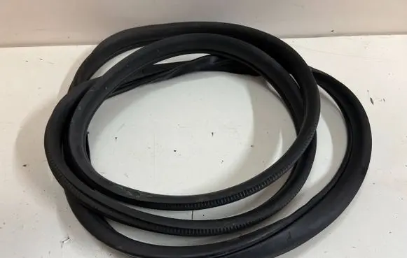 Mazda 3 III Rubber seal rear door 