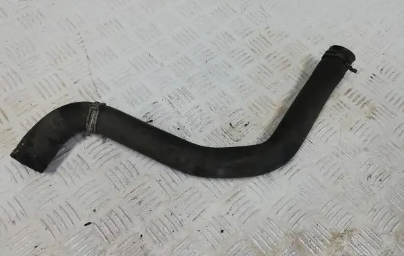 Renault Megane IV Engine coolant pipe/hose 215018135R