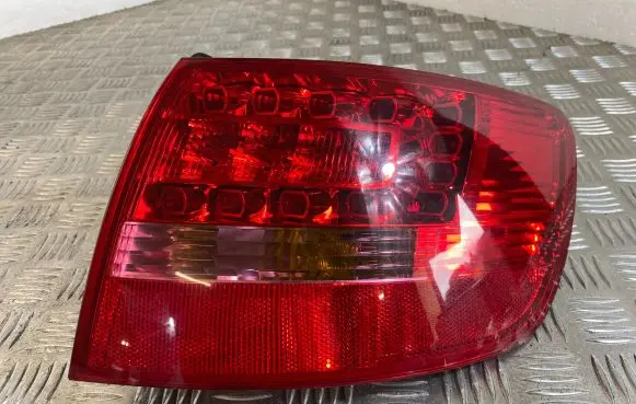 Audi A6 S6 C6 4F Rear/tail lights 4F9945096B 25331759 89037752