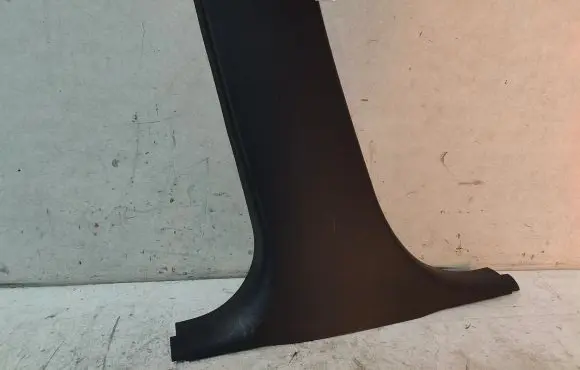BMW 3 E90 E91 (B) pillar trim (bottom) 7058337 521070