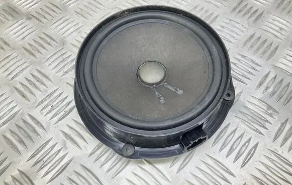 Skoda Octavia Mk3 (5E) Rear door speaker 5E0035411A