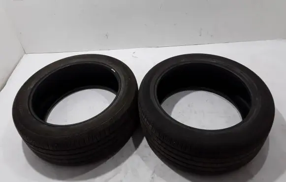 Volvo XC90 R20 summer tire 27545R21