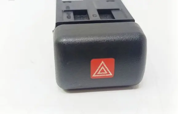 Opel Zafira A Hazard light switch 90589897