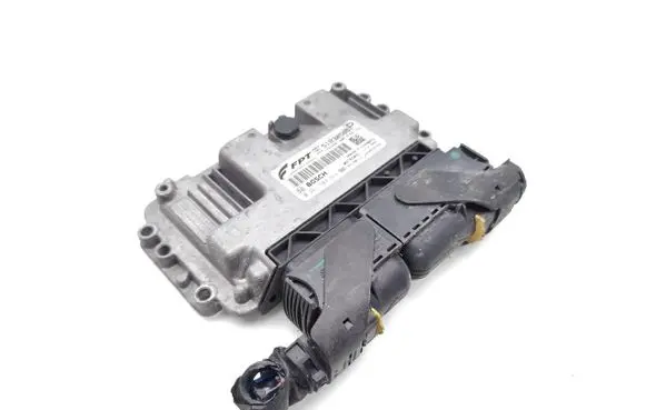 Alfa Romeo Mito Engine control unit/module 51830585P 0261S04664