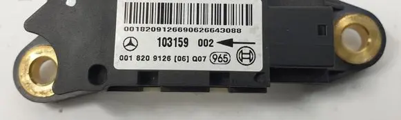 Mercedes-Benz C W203 Airbag deployment crash/impact sensor 0018209126