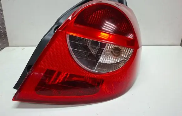Renault Clio III Rear/tail lights S27639609 89035080