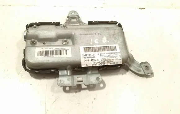 Mercedes-Benz E W211 Rear door airbag A2038600205 409110113