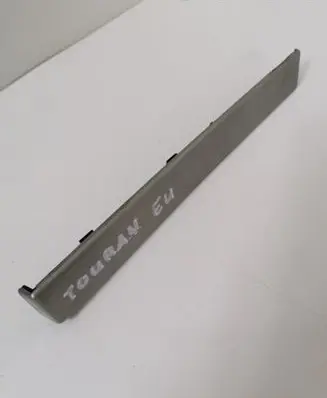 Volkswagen Touran I Dashboard glove box trim 1T1858417C