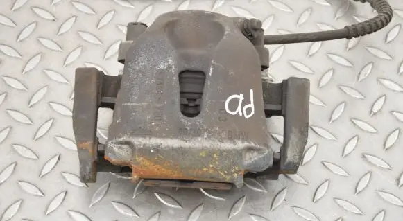 BMW X5 F15 Front brake caliper