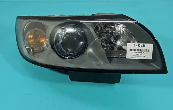 Volvo V50 Headlight/headlamp 30698890 IMPRK1492868