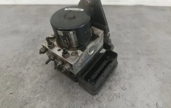 Volkswagen Caddy ABS Pump 