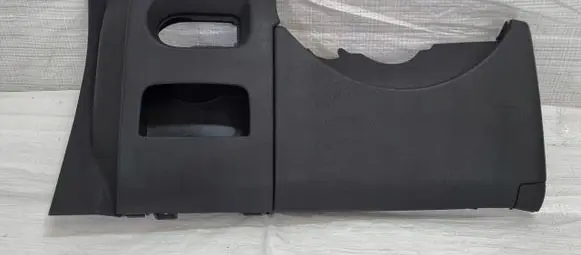 Dashboard lower bottom trim panel
