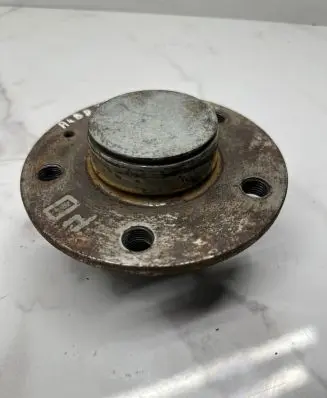 Audi A4 S4 B8 8K Rear wheel ball bearing 