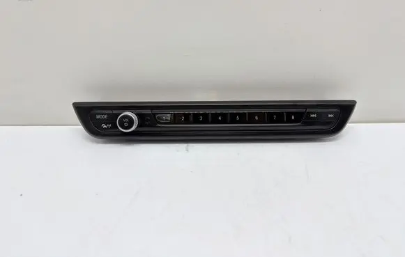 BMW 1 F40 Head unit multimedia control 7949339 20020110 900268085106