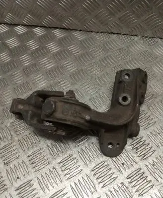 Peugeot 206 Engine mount bracket 962184480