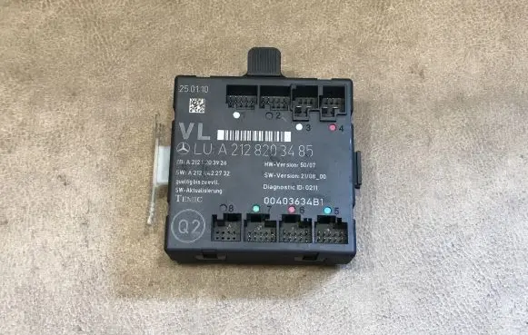Mercedes-Benz E W212 Door control unit/module A2128203485