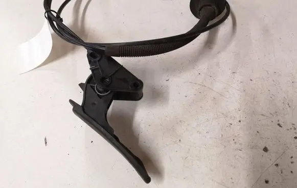 Citroen C5 Engine bonnet (hood) release handle