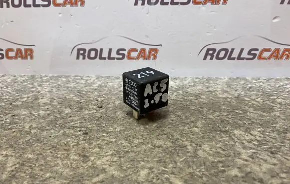 Audi A6 S6 C5 4B Other relay 443951253AA 899574000