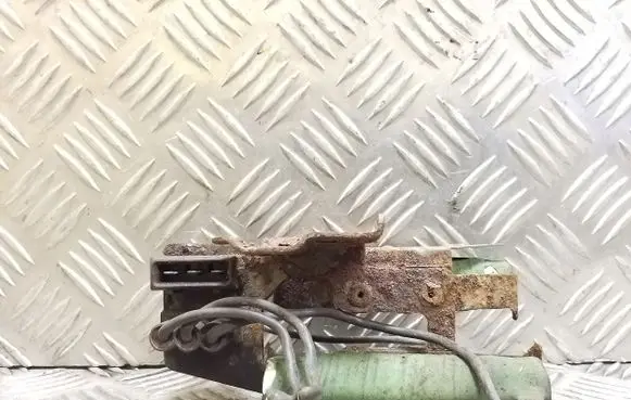 Coolant fan relay