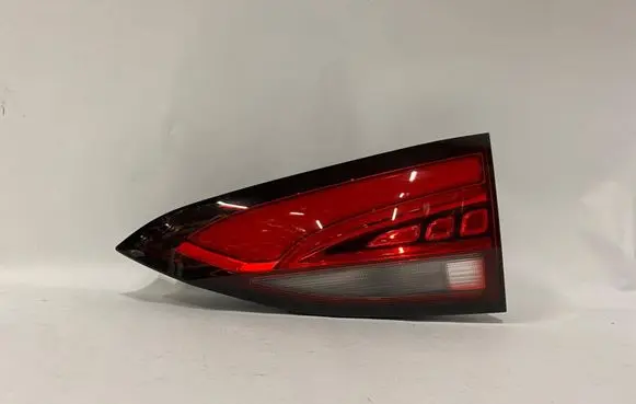 MG ZS Tailgate rear/tail lights 11405668