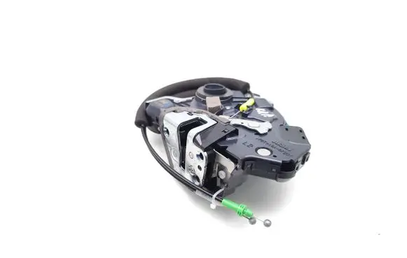 Toyota C-HR I Front door lock A046693