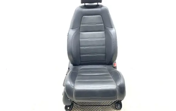 Honda CR-V Front passenger seat 