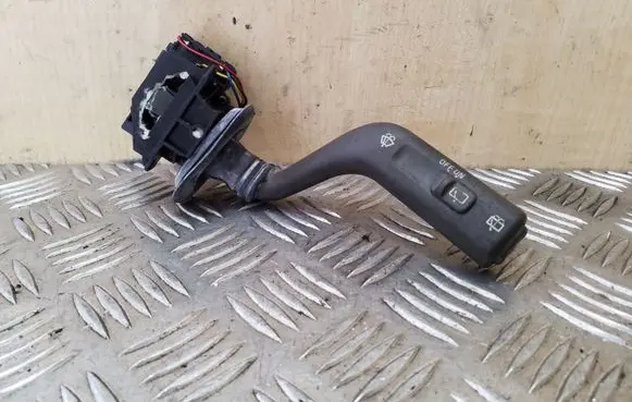 Volvo S40, V40 Wiper control stalk