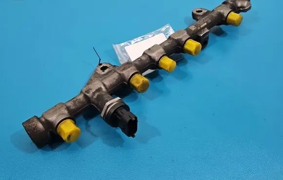 Renault Scenic III - Grand scenic III Fuel main line pipe 0445214158 IMPRK1543064