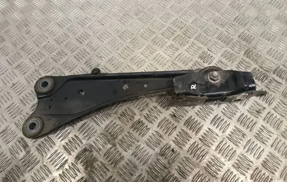 Toyota RAV 4 (XA40) Other rear suspension part 