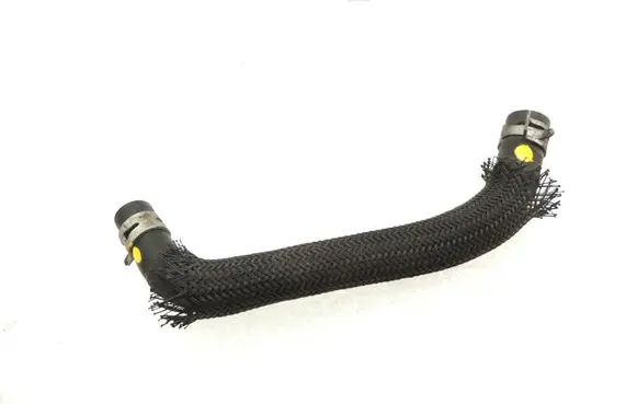 Mazda 6 Fuel injector supply line/pipe SH0113498