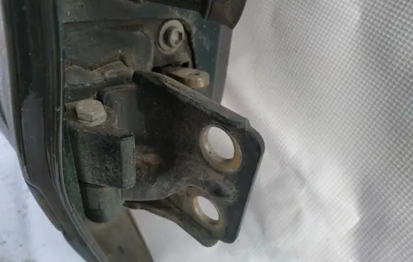 Fiat Marea Rear door lower hinge