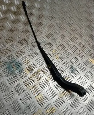 Mercedes-Benz B W245 Front wiper blade arm 1696902787