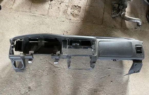 Mitsubishi Pajero Sport I Dashboard