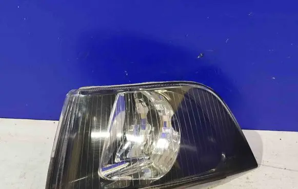 Volvo S40, V40 Front indicator light 30806986