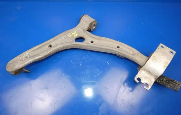 Mercedes-Benz CLA C117 X117 W117 Front control arm