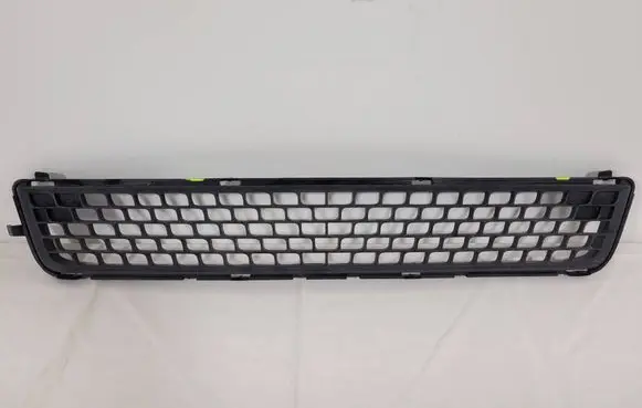 Volvo V70 Front bumper lower grill 30763113 30678636