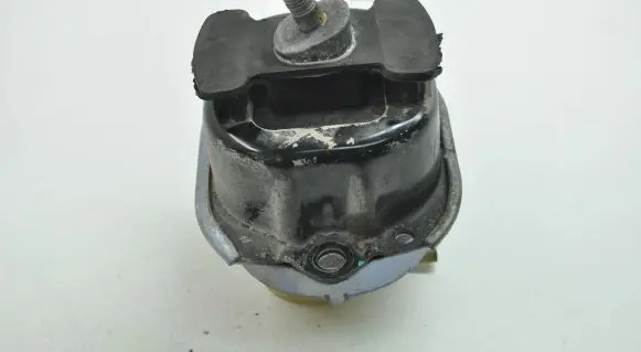 BMW X5 F15 Engine mount bracket