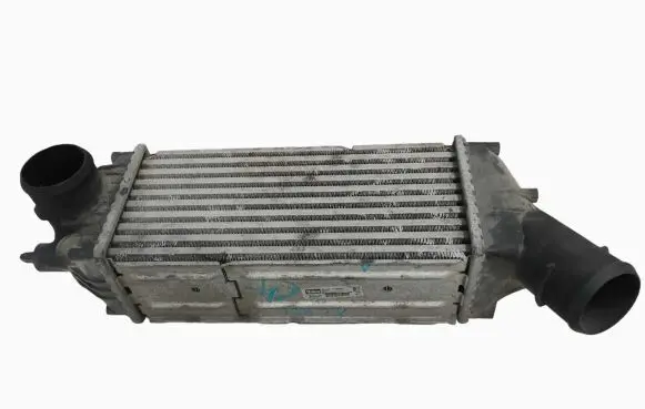 Citroen C4 III e-C4 Intercooler radiator 9646694680