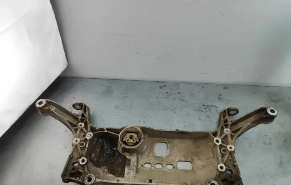 Volkswagen PASSAT CC Front subframe 7n0199369