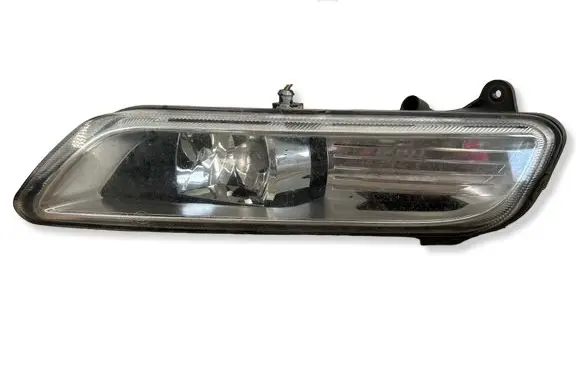 Volkswagen PASSAT B7 Front fog light 176623