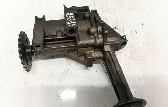 Nissan Qashqai Oil pump 8200307174