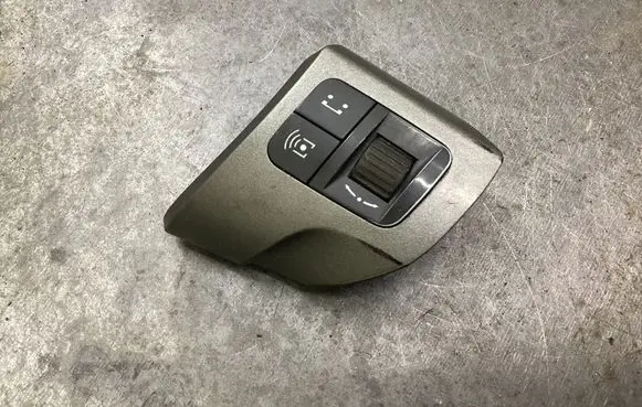 Opel Zafira B Steering wheel buttons/switches 305260285057 CX250420CM 13126750