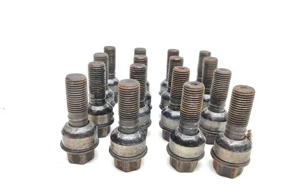 Porsche Cayenne (92A) Nuts/bolts 