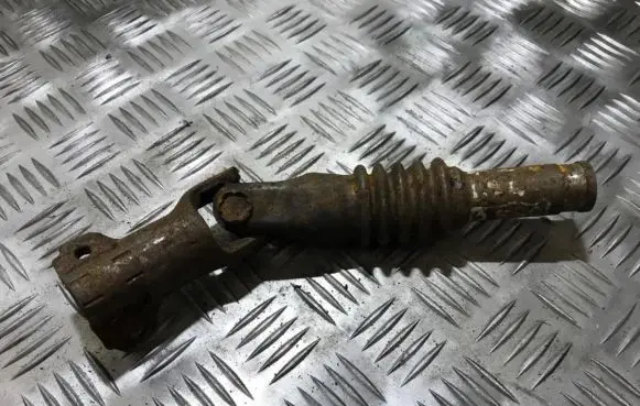 Ford Mondeo MK I Steering column universal joint