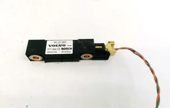Volvo S70 V70 V70 XC Airbag deployment crash/impact sensor 8622365