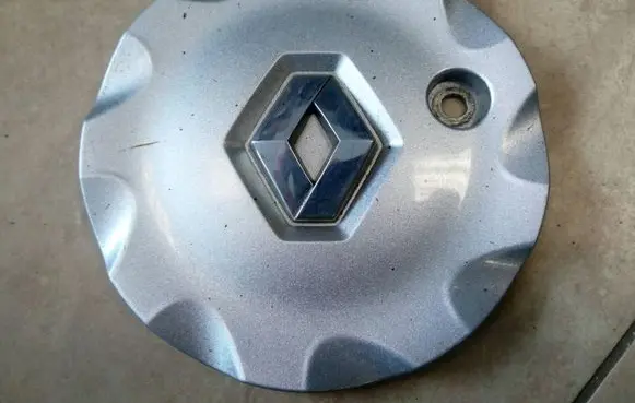 Renault Megane II Original wheel cap 8200412202 NE70146