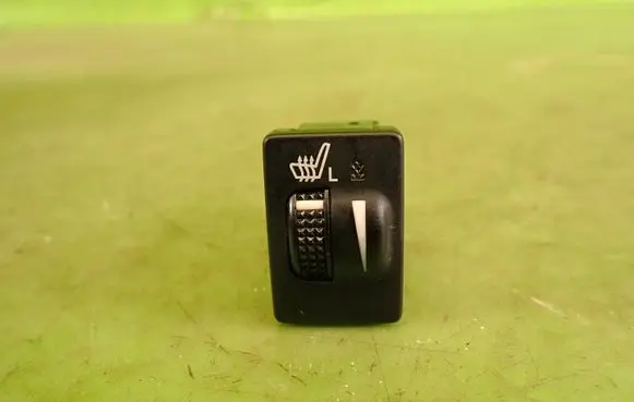 Toyota Avensis T270 Seat control module 